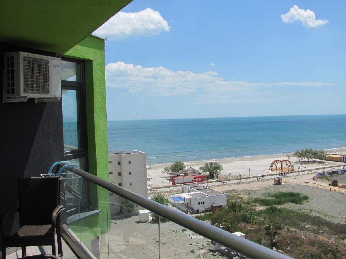 Apartamente Azzurro On The Beach Navodari Exterior photo