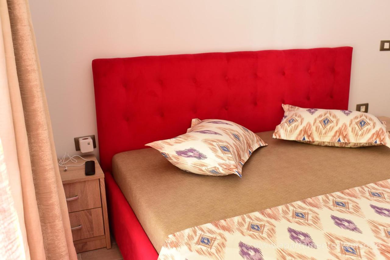 Apartamente Azzurro On The Beach Navodari Exterior photo