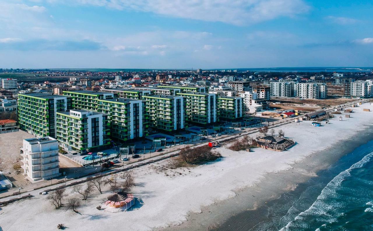 Apartamente Azzurro On The Beach Navodari Exterior photo